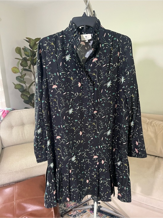 Tuckernuck Dresses & Skirts - **Tuckernuck Floral Ruffle-Collar Dress | Size M**